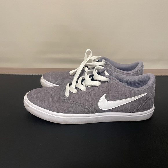 Nike SB Size 8 men’s - Picture 1 of 2